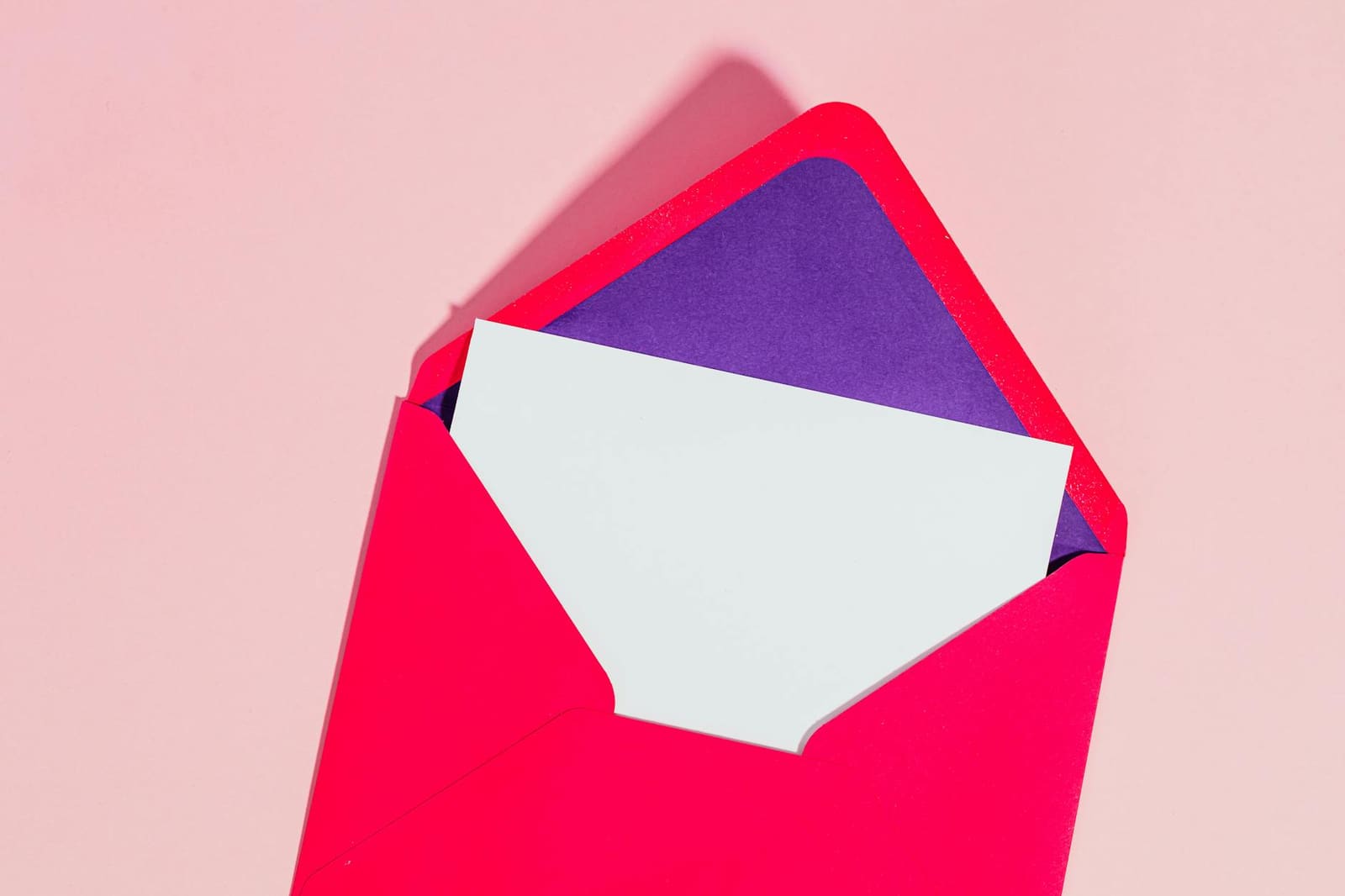 5 modelos de e-mail para solicitar referências profissionais após uma entrevista bem-sucedida